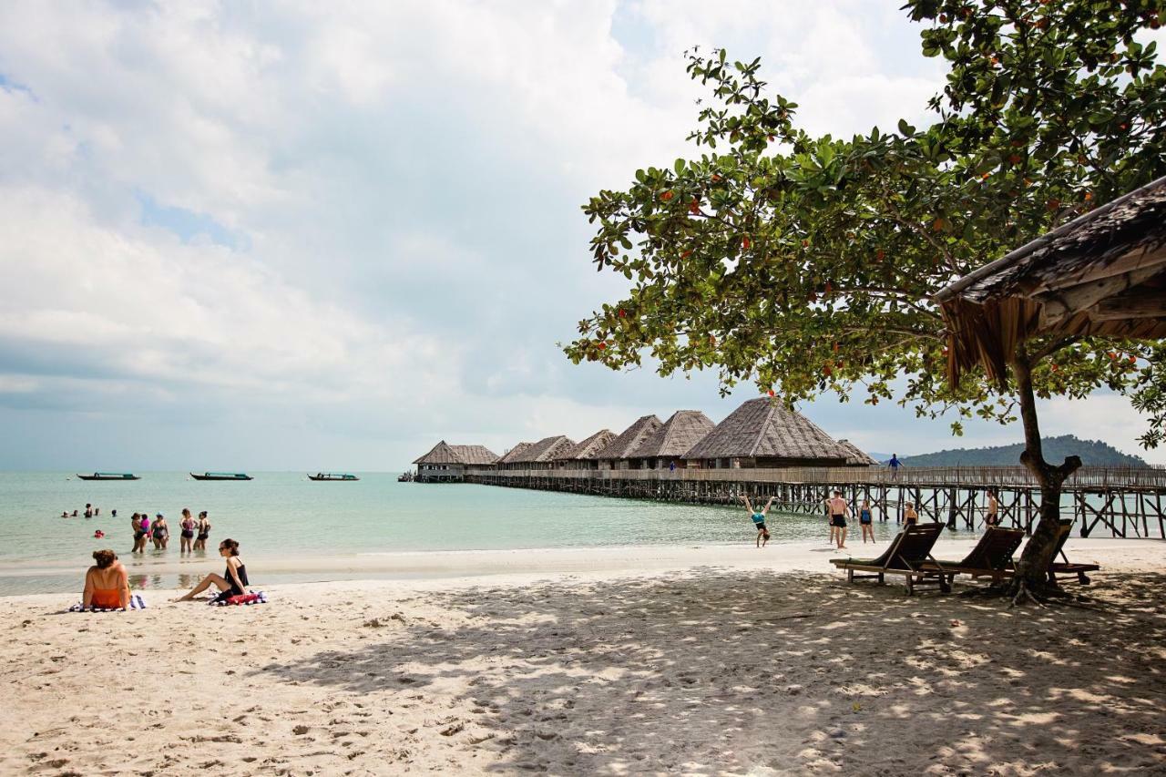 Telunas Beach Resort Sugi Exterior photo