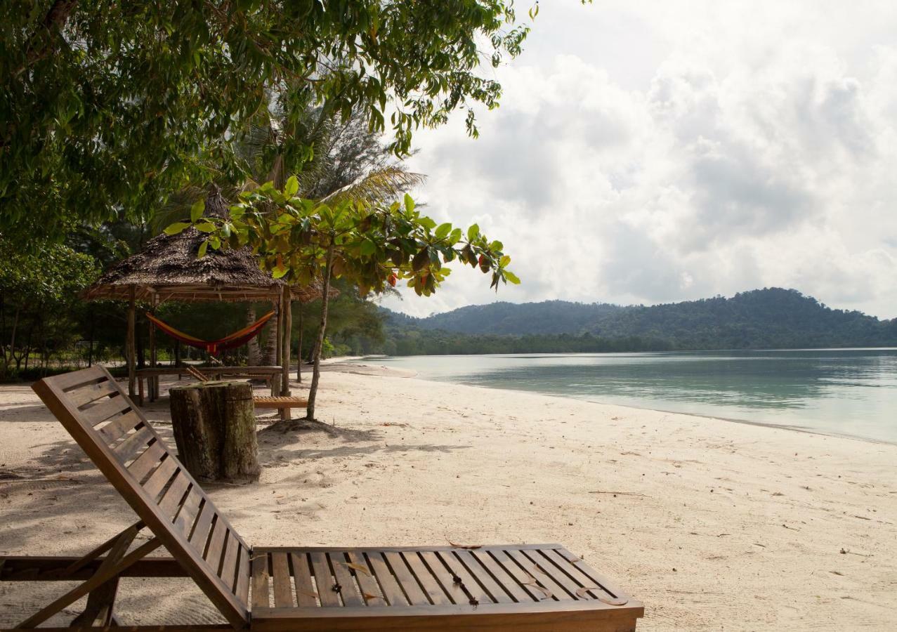 Telunas Beach Resort Sugi Exterior photo